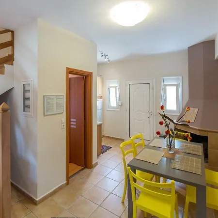 Ionides Villas Lefkada * Tsoukaládhes