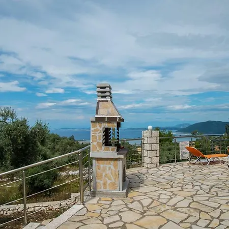 Ionides Villas Lefkada * Tsoukaládhes