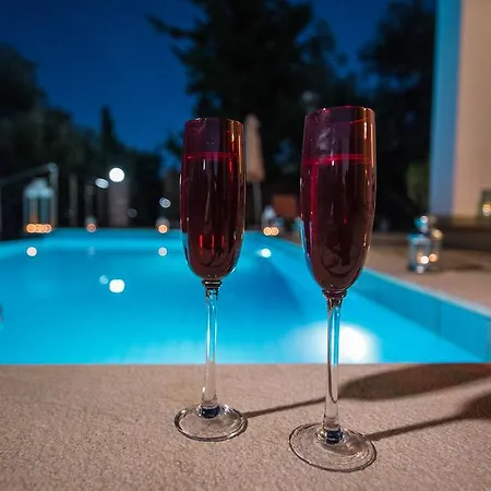 Ionides Villas Lefkada * Цукаладес